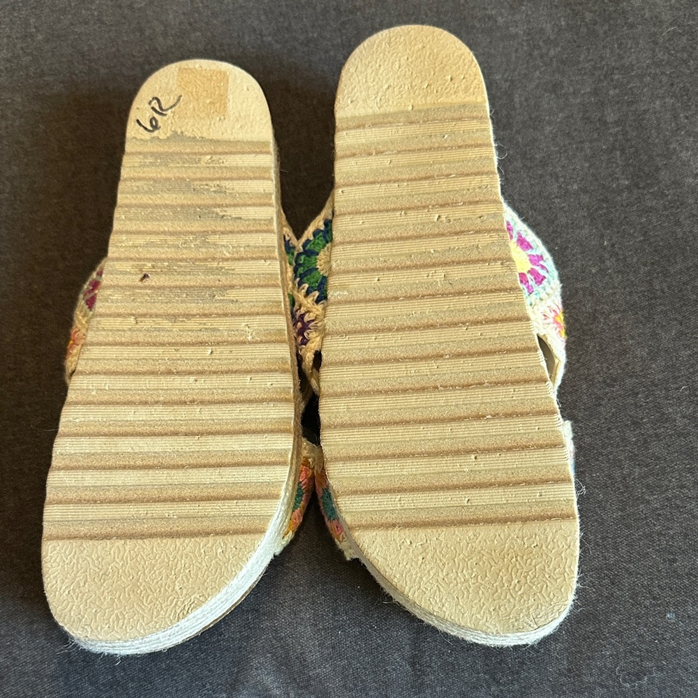 Dirty Laundry Colorful Crochet Platform Sandals - Picture 3 of 7